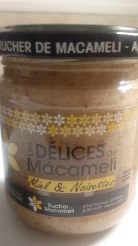 Miel et noisettes