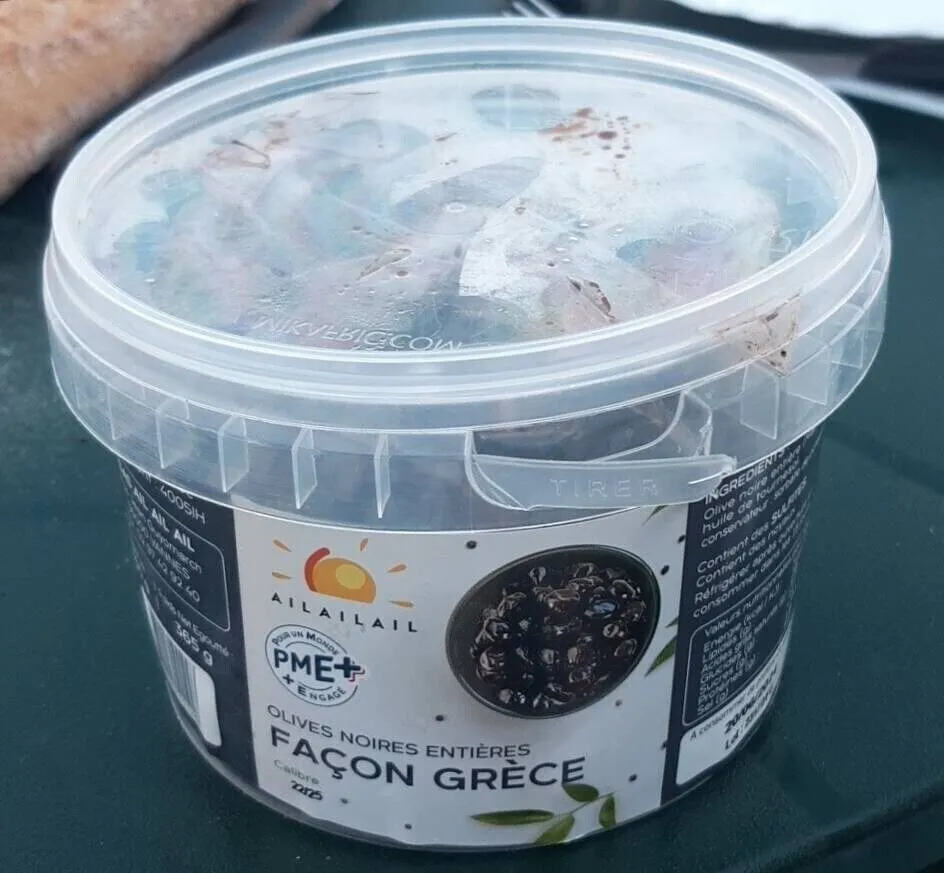 Olives noires entières façon Grèce