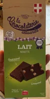 Tablette de chocolat au lait et noisettes