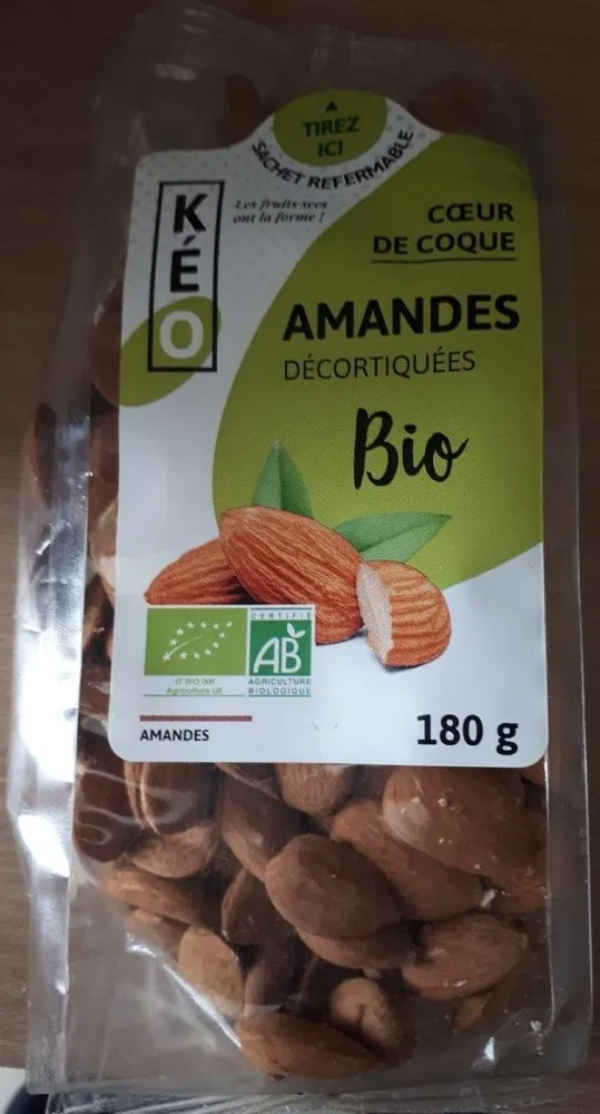 Amandes décortiquées
