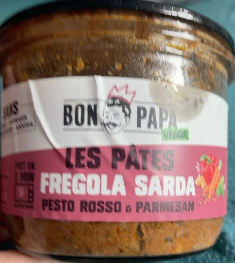 Les Pâtes Fregolo Sarda Pesto Rosso & Parmesan
