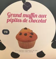 Grand muffin aux pépites de chocolat