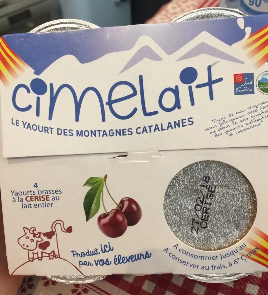 Yaourt brassé à la cerise