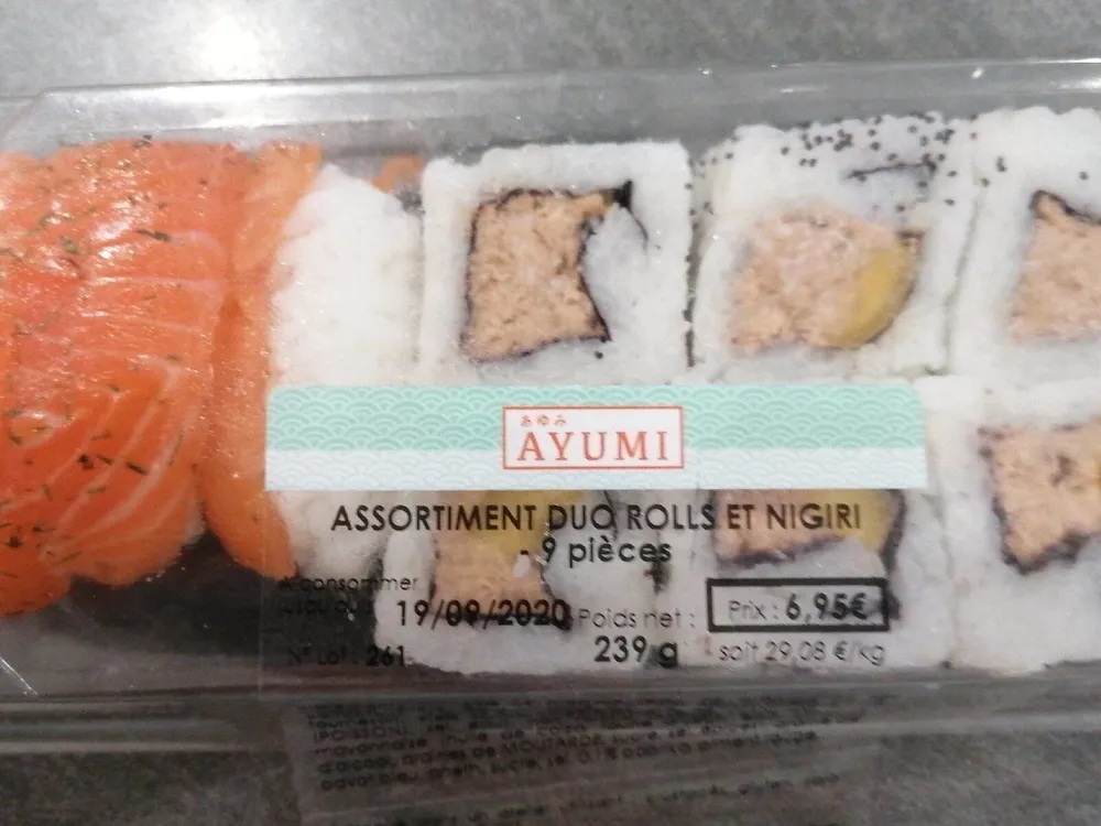Assortiment duo rolls et nigiri