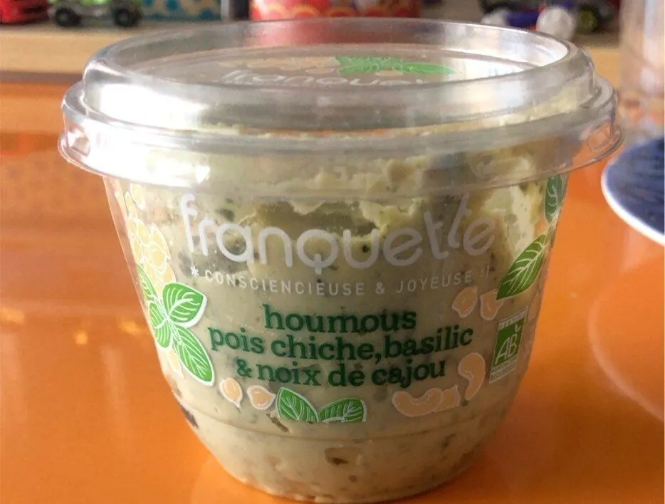 Houmous pois chiche basilique et noix de cajou