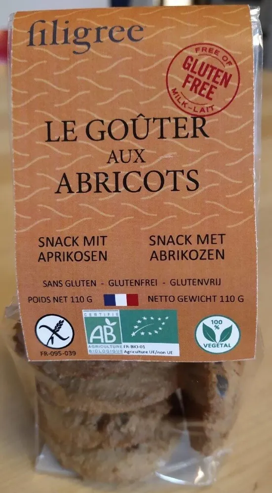 Le goûter aux abricots