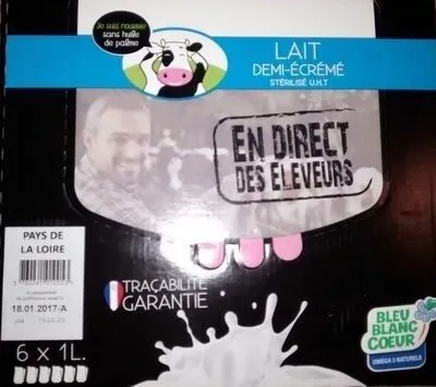 Lait demi-écrémé stérilisé U.H.T.