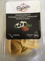 Granpanzerotti mozzarella tomates et basilic