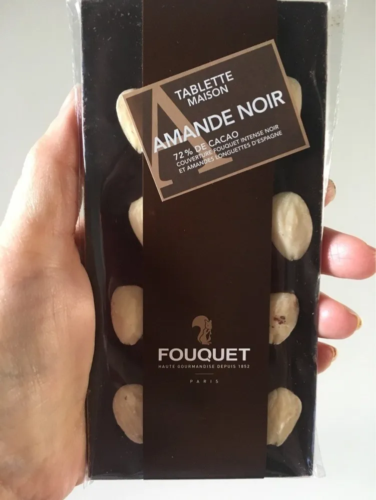 Tablette chocolat noir 72% et amandes
