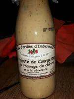 Veloute de courgettes au fromage de chevres et a la ciboulette