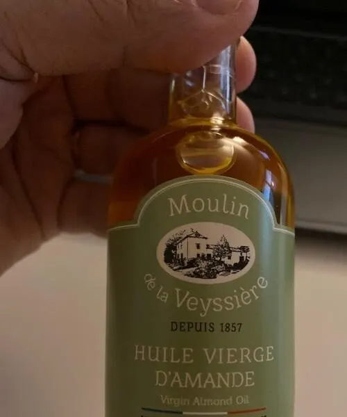 Huile vierge d’amande
