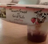 Yaourt Brassé au Lait de vache sur Lit de Fraise