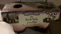 Yaourt brassé au lait de vache sur lit de mûre