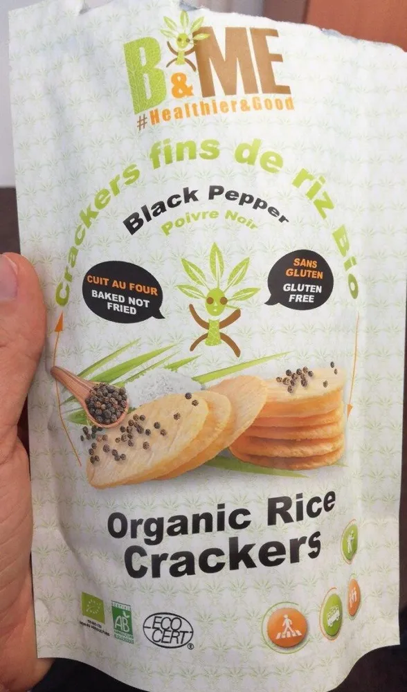 Organic rice crackers black pepper