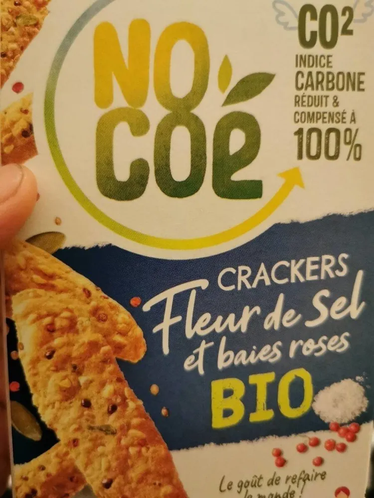 Crackers fleur de sel et baies roses