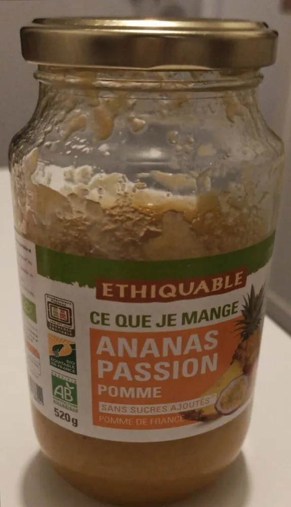 Purée de pommes, ananas et fruits de la passion