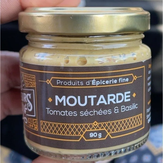 Moutarde tomates sechees et basilic