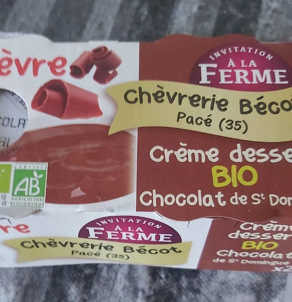 Creme dessert bio au lait de chevres au chocolat