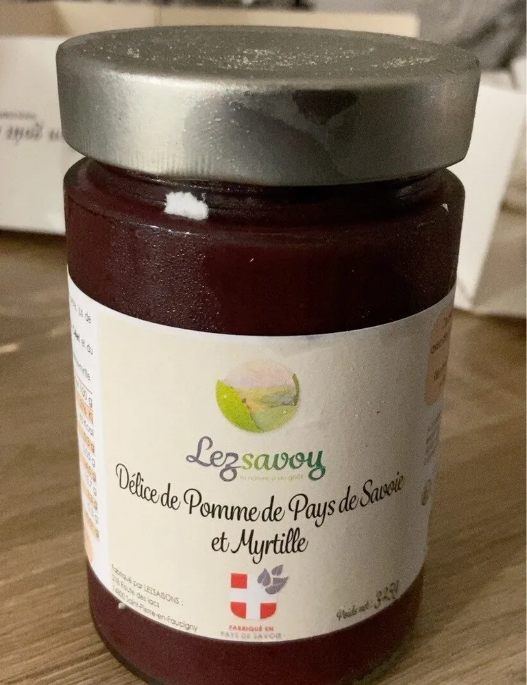 Délice de pomme de Pomme de pays de savoie et myrtille