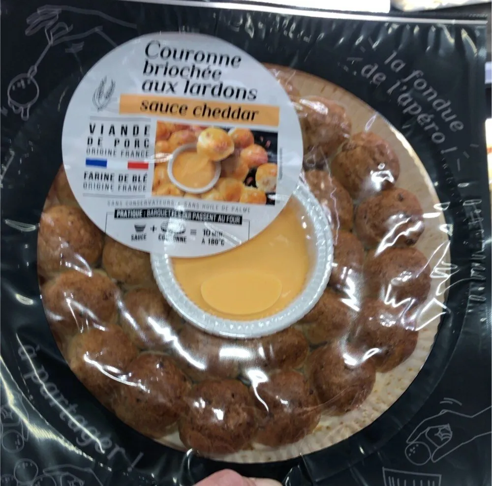 Couronne brioché aux lardons sauce Cheddar