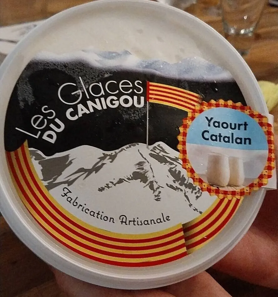 Glace aux yaourt catalan