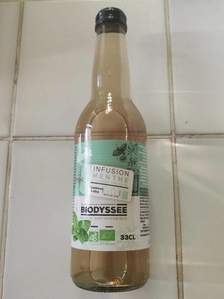 Infusion menthe et herbes des alpes