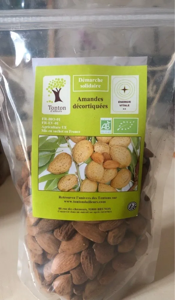 Amandes decortiquées