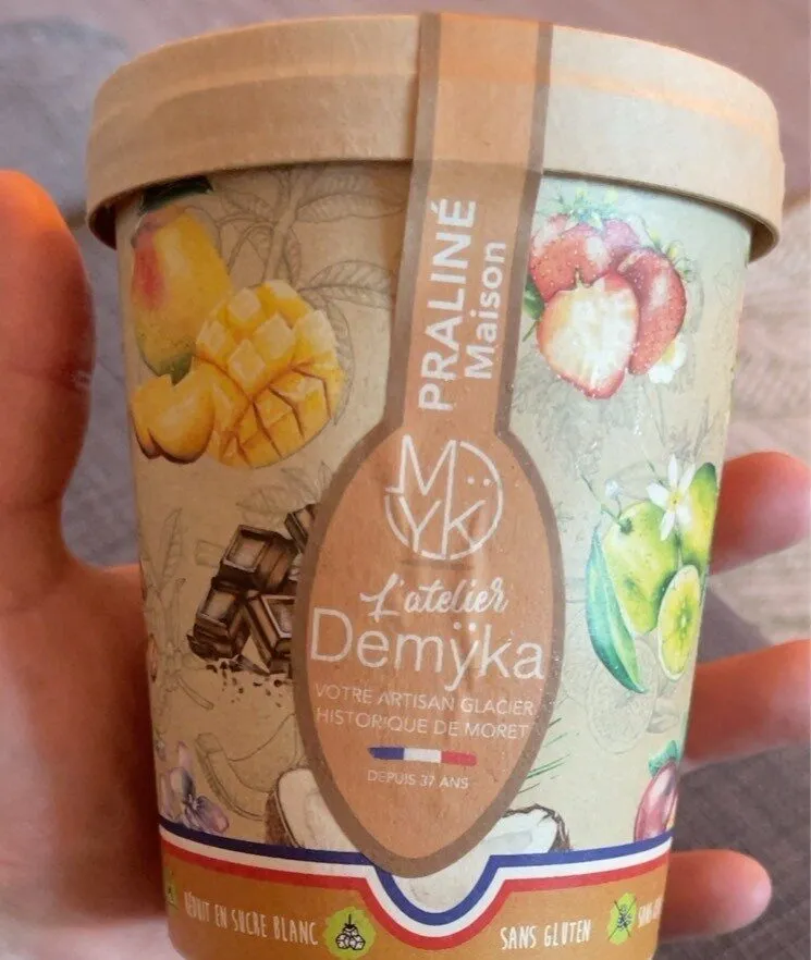 Crème glacée praliné