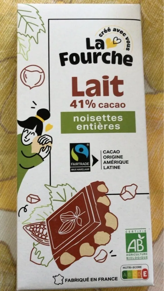 Chocolat au Lait 41% Noisettes Entières Bio et Equitable