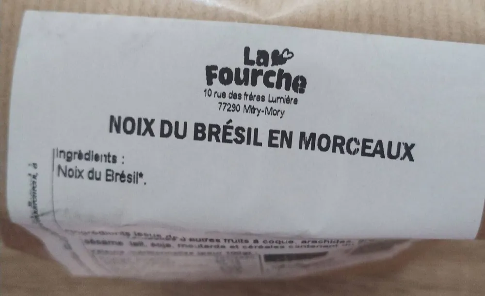 Noix du Brésil en morceaux