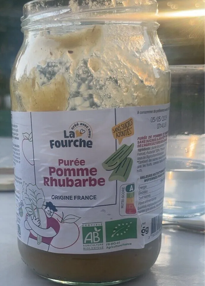 Purée pomme rhubarbe