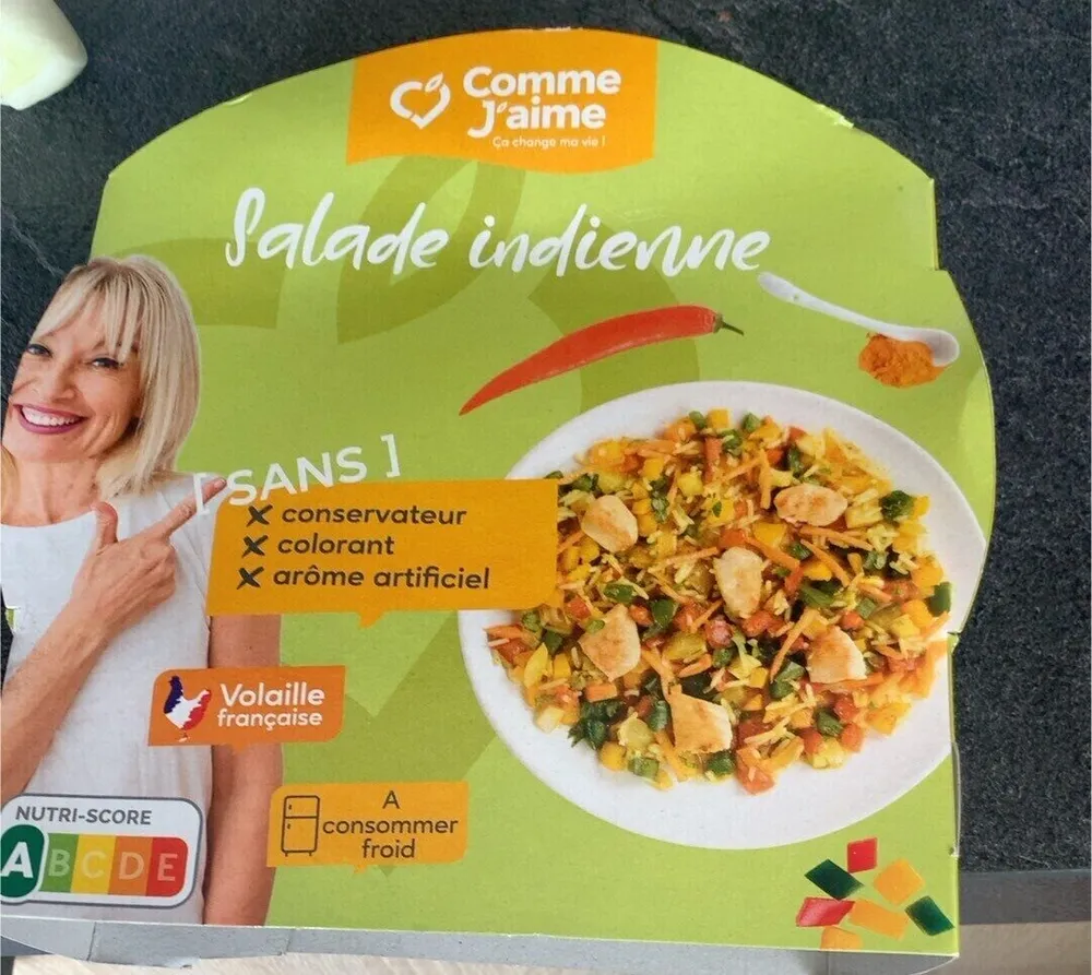 Salade de légumes au poulet au riz et au curry