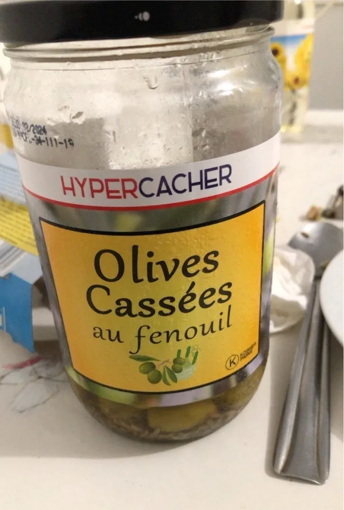 Olives cassées au fenouil