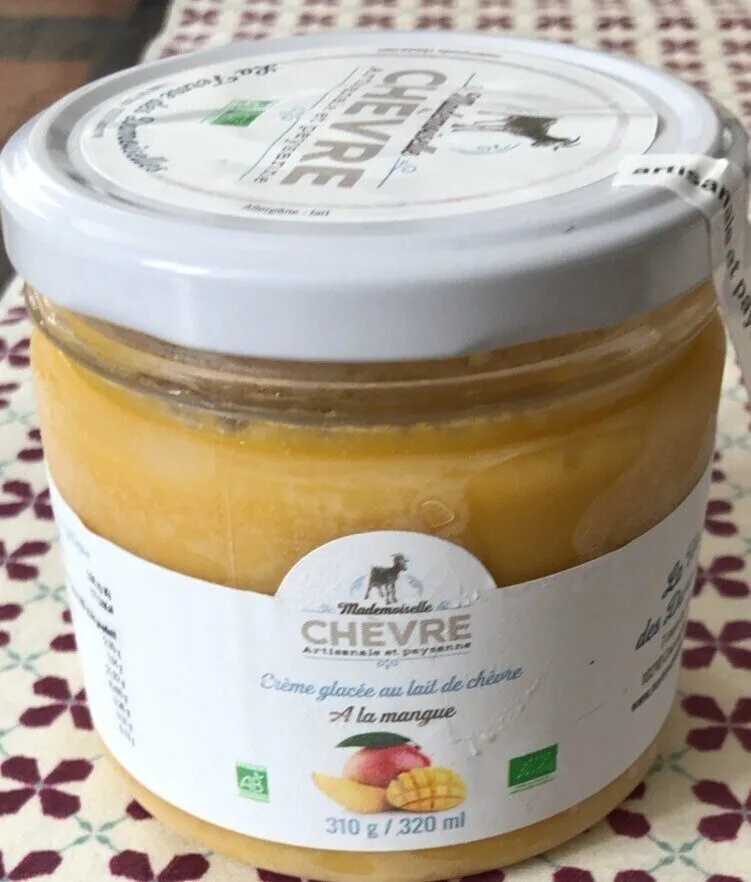 Crème glacée au lait de chevre a la mangue