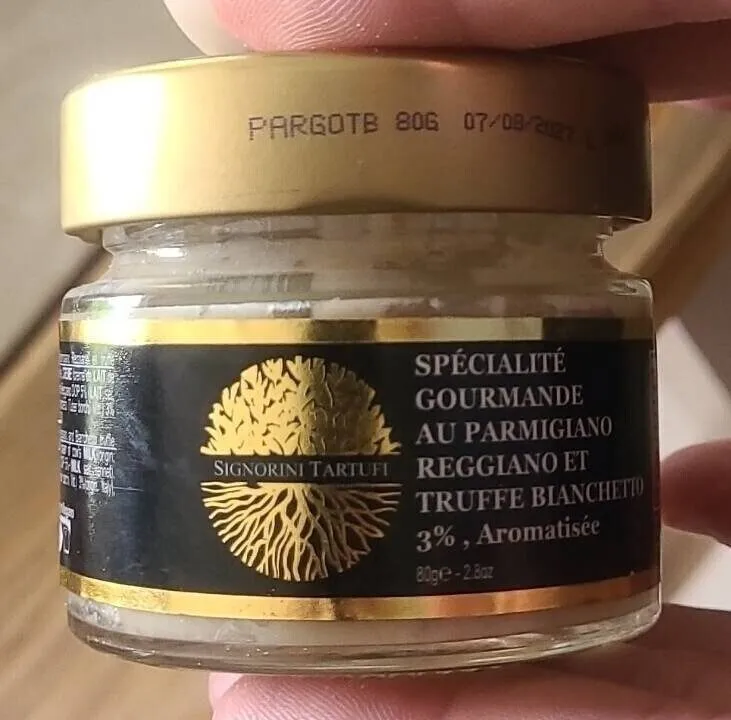 Spécialité gourmande au parmigiano reggiano et truffe blanchetto