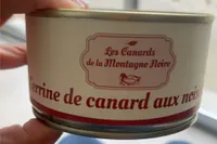 Terrine de canard aux noisettes