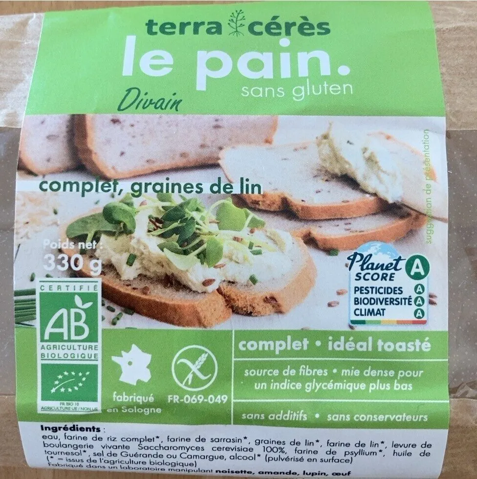 Le pain complet, graines de lin  sans gluten