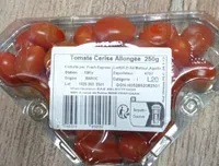 Tomate cerise allongée