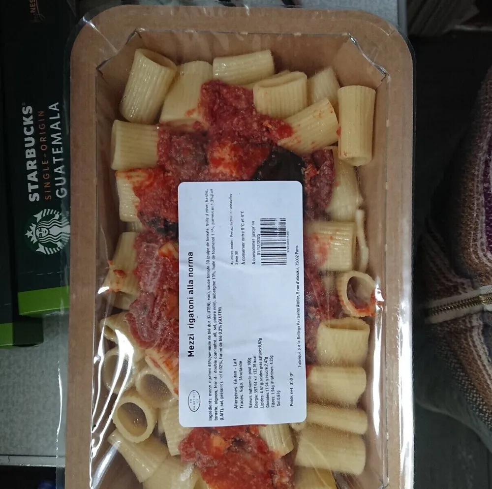 Mezzi rigatoni alla norma