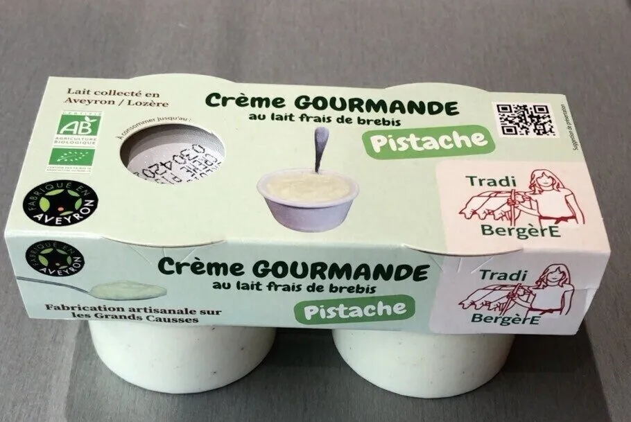 Crème gourmande au lait de brebis Pistache