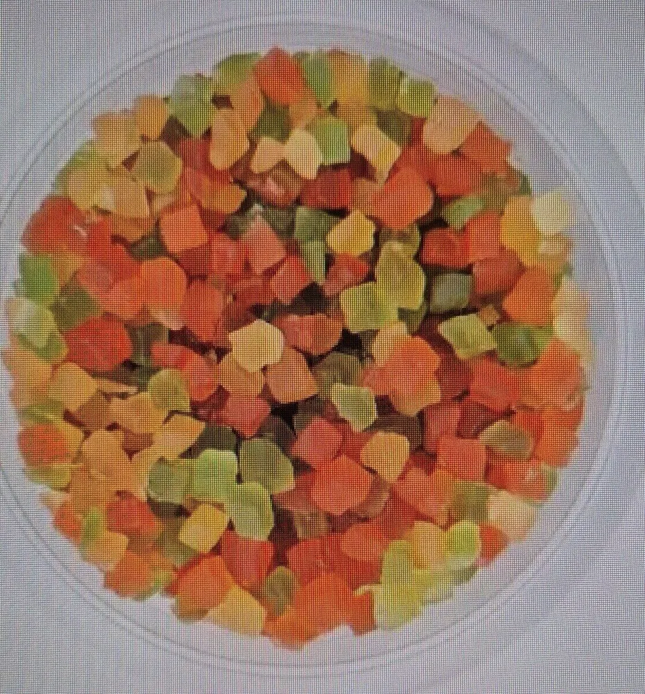 Cubes de fruits confits tricolores