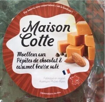 Moelleux aux amandes, pépites de chocolat et caramel beurre salé
