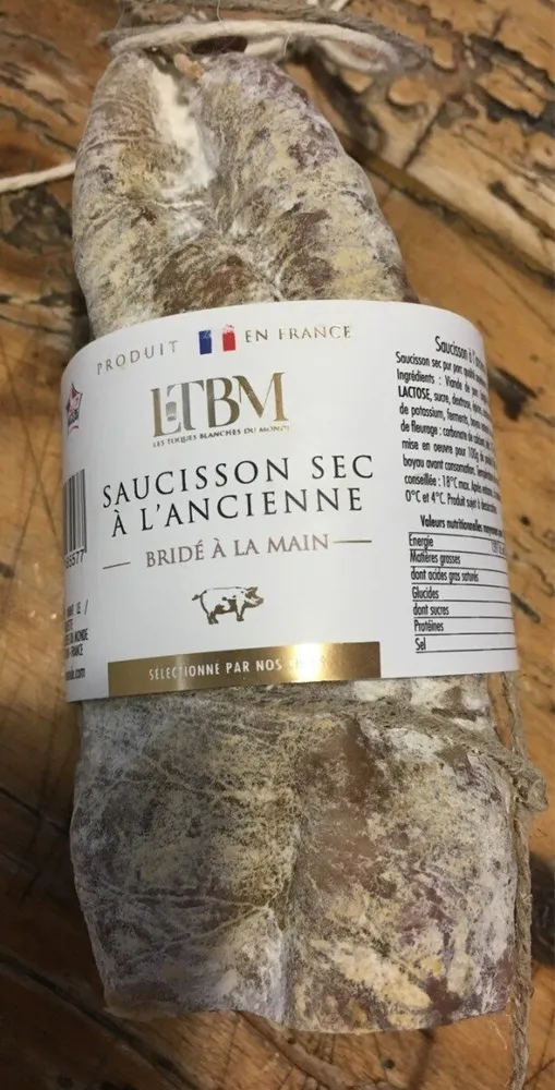 Saucisson sec a l'ancienne - bridé à la main