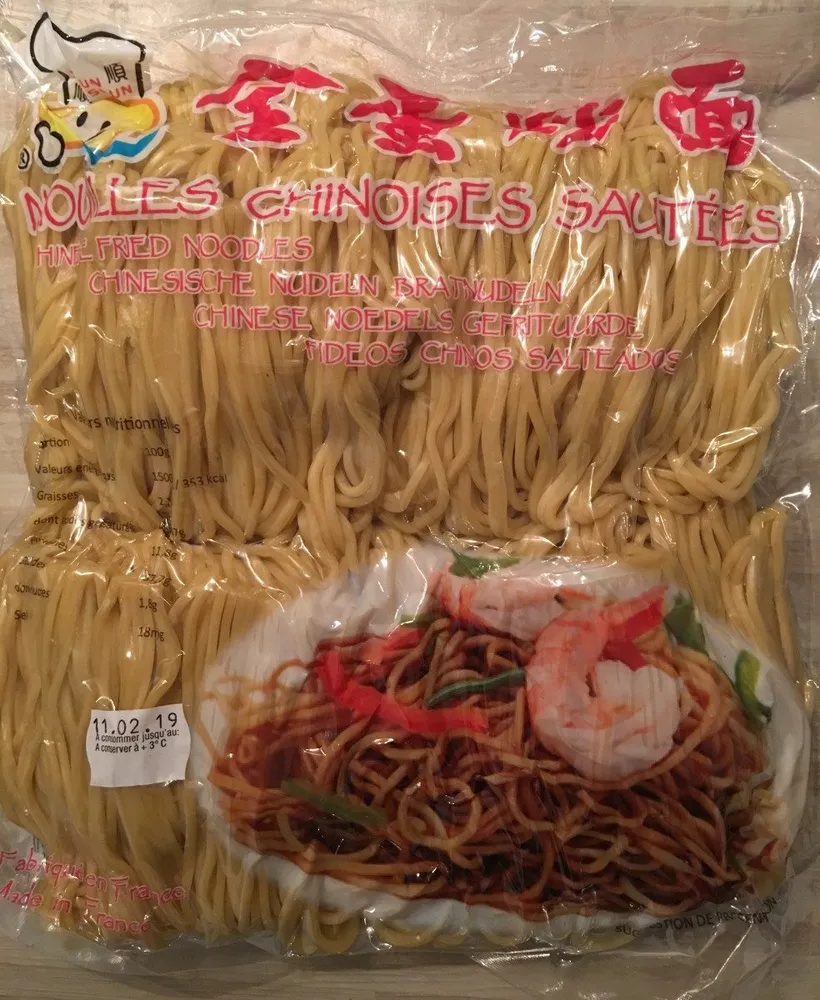Nouilles chinoises sautees