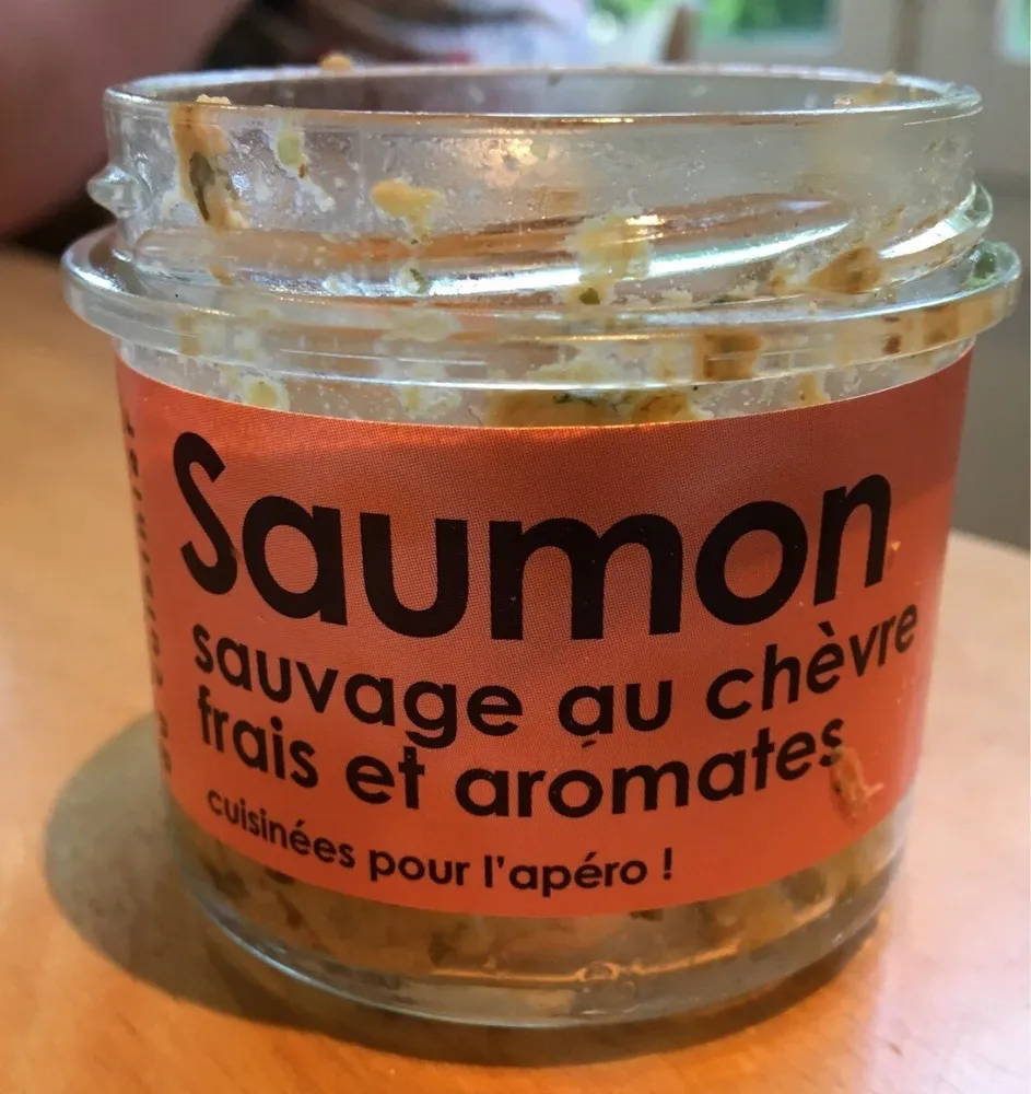 Saumon sauvage au chevre frais et aromates