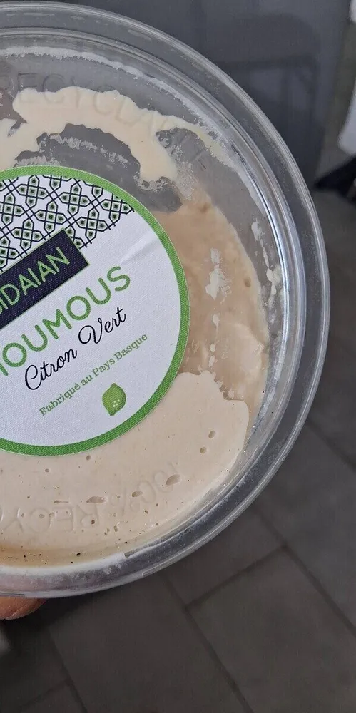 Houmous bidaian