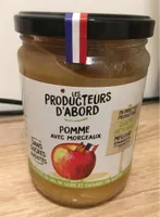Pomme avec morceaux