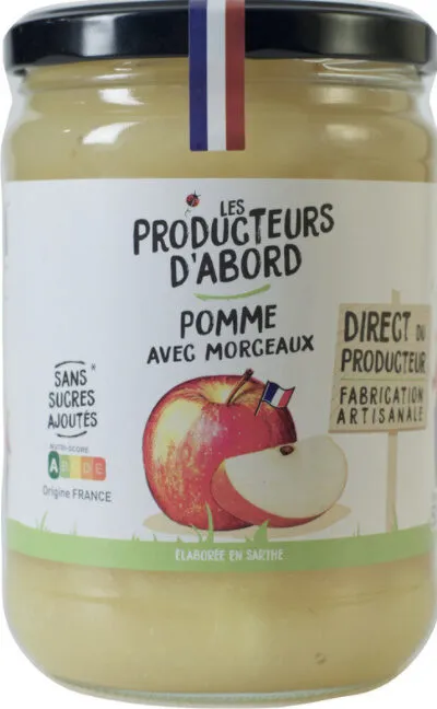 Pomme avec morceaux