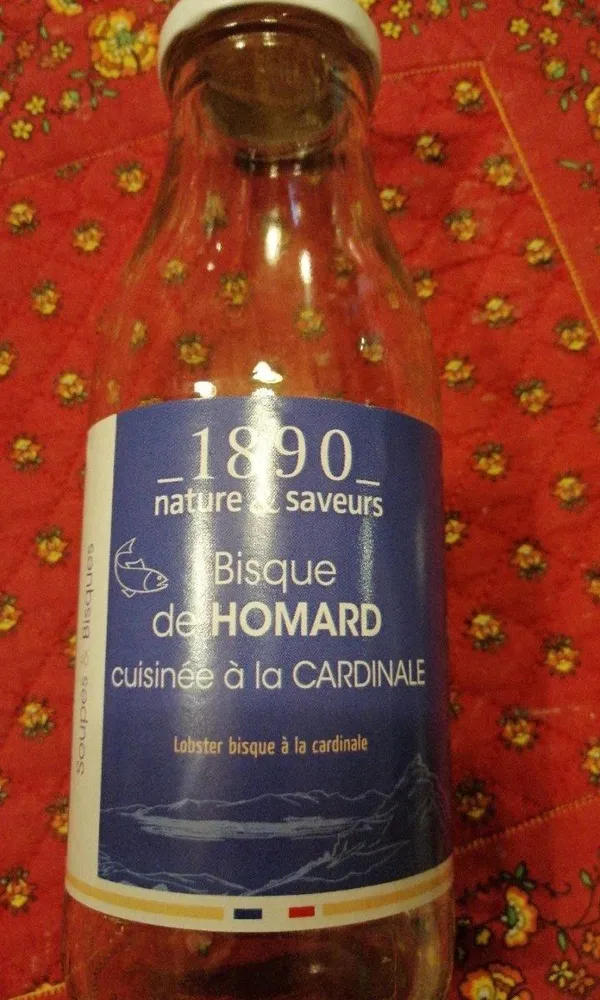 Bisque de homard cuisinée à la cardinale