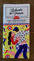 Lait et éclats de noisettes